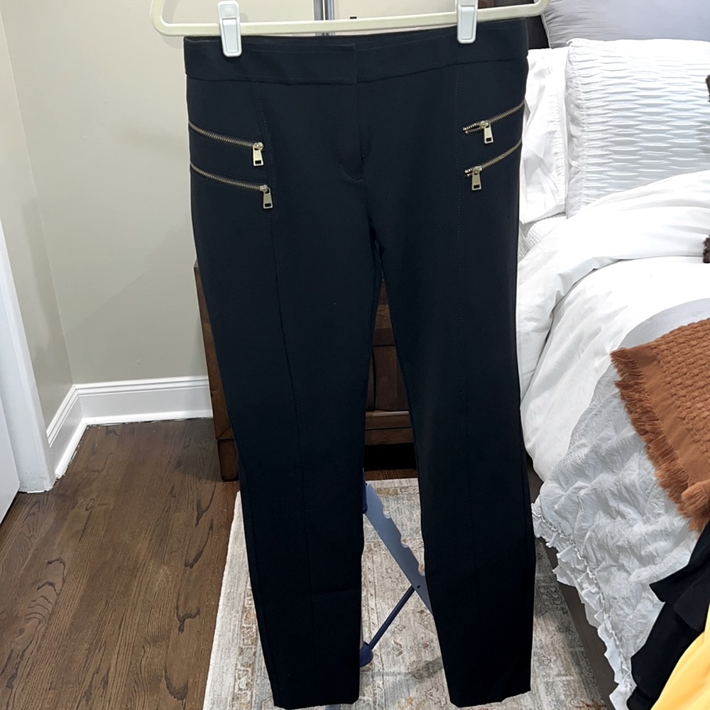 Tapered black pants